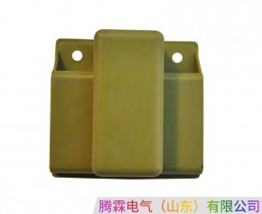 管式滑觸線對(duì)扣護(hù)盒